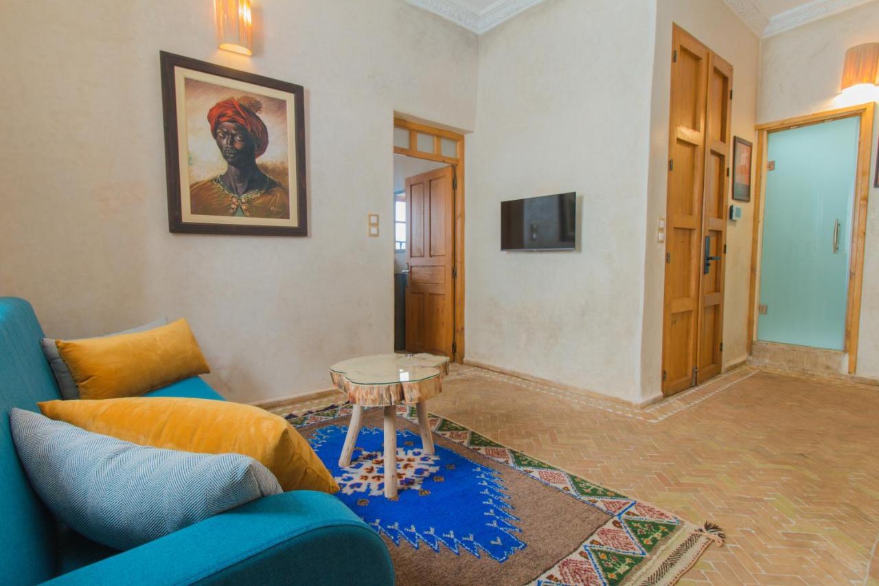 Stella 1 - Joli Appartement En Medina Avec Cheminee Эс-Сувейра Экстерьер фото