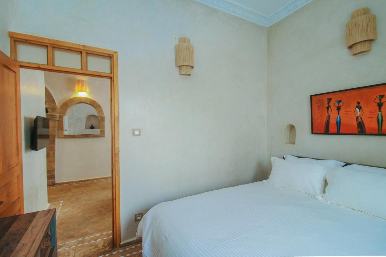 Stella 1 - Joli Appartement En Medina Avec Cheminee Эс-Сувейра Экстерьер фото